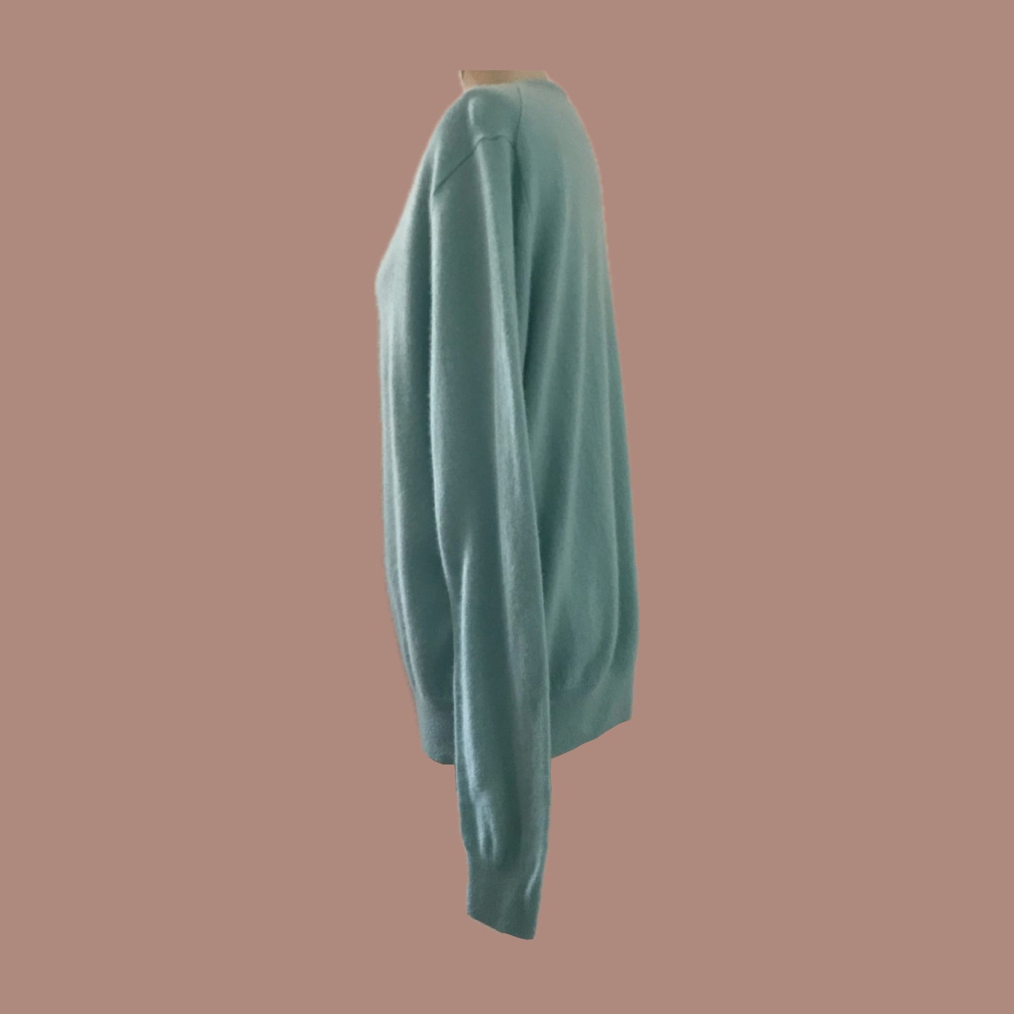 Uniqlo-Mint-Green-Cashmere-V-Neck-Sweater