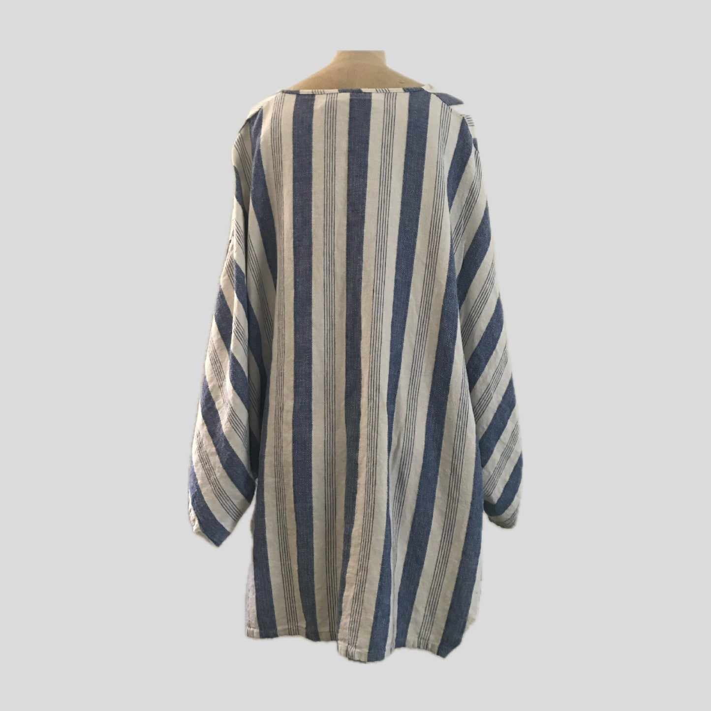 jens-pirate-booty-linen-striped-blue-top