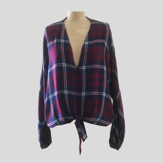 rails-red-blue-plaid-v-neck-shirt-top