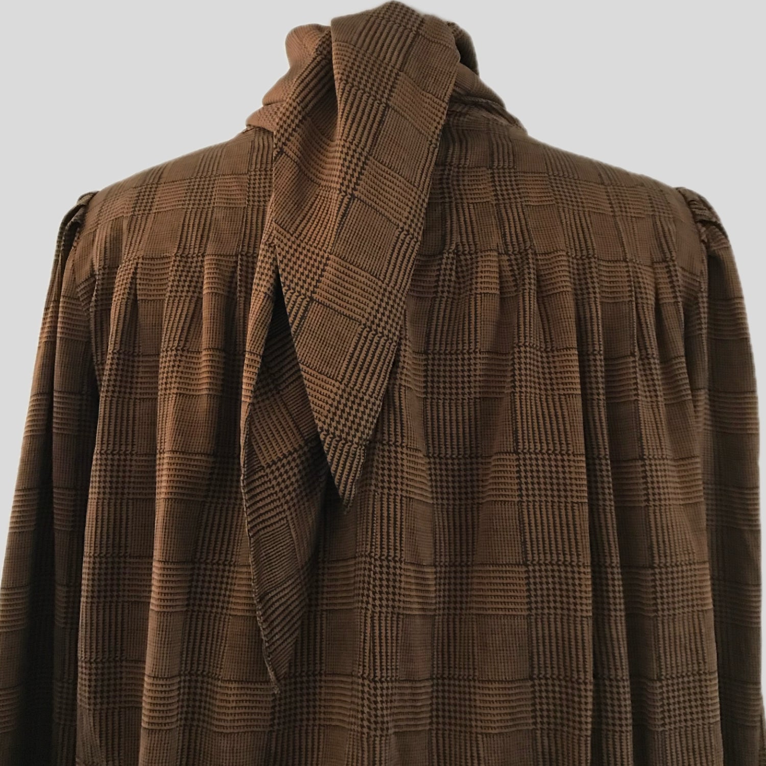 vintage-1970s-brown-silk-houndstooth-blouse