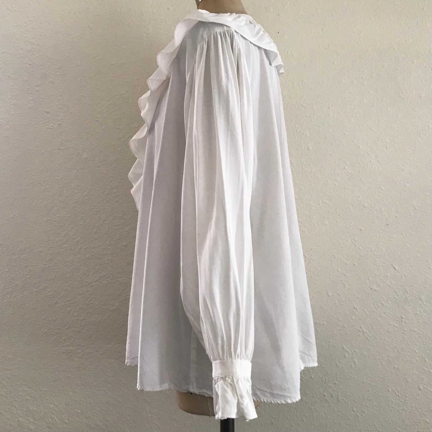 vintage-1990s-express-white-ruffle-blouse